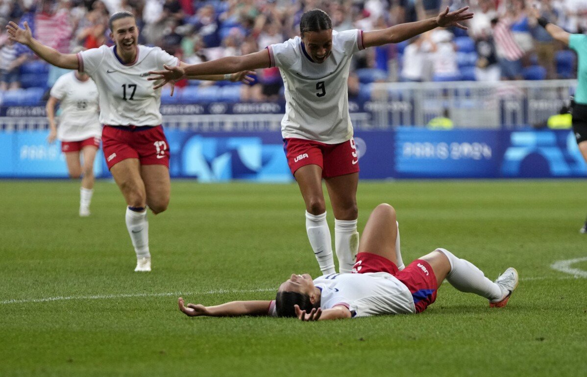 Дополнительный гол Софии Смит отправляет USWNT в Олимпийский финал со счетом 1:0 победа над Германией